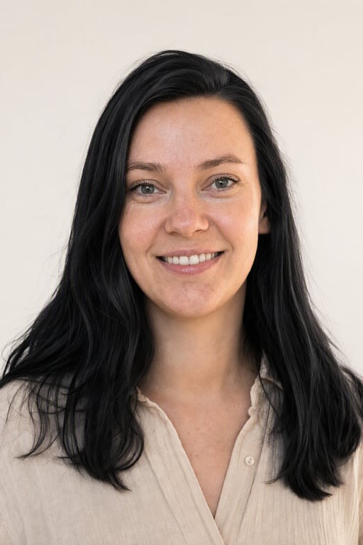 Angliškai juodas: Žvilgantis, didžiausio kontrasto