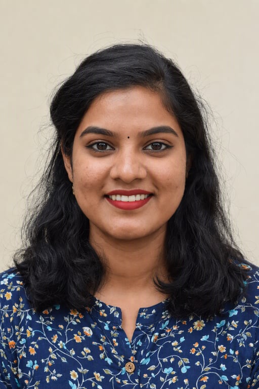 క్లాసిక్ ఎరుపు లిప్: శుభ్రమైన వింగ్, చక్కదిద్దిన కనుబొమ్మలు, ముదురు ఎరుపు