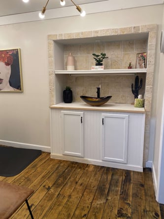 Stylist Chair and Eyelash Room available in Downton Fort Pierce!