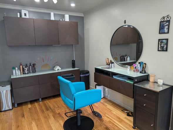 Charming Salon Station in Boston’s Historic South End