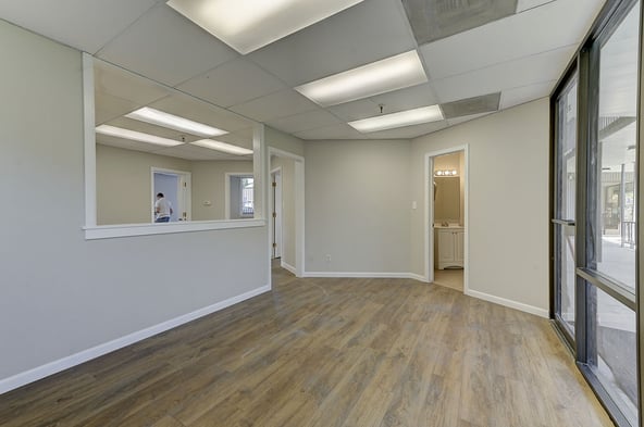 Provo Salon Suites & Booths — Private, All-Inclusive, Prime Location