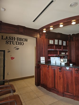 Private Suites in 4.9★ Luxury Nail Salon – Built-In Clientele Pipeline | Sugar Land Prime Location