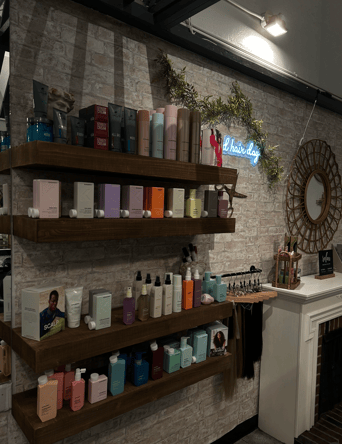 SALON BOOTH/CHAIR, HAIRDRESSER SPACE
