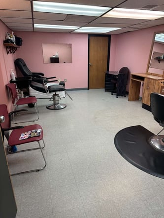 Small salon space for rent