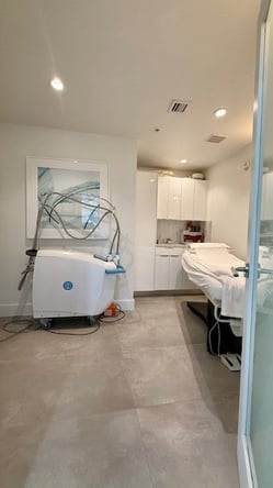 Spa room for rent in high end beauty salon located in Coconut Grove