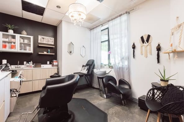 Sola Salon Studios in Fresno, CA – Salon Suite for Rent