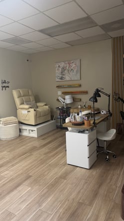 Nail Technician Space for Rent!