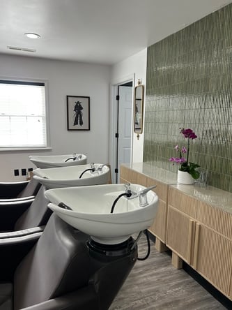 REBEL BEAUTY CO: Chair Rentals & Private Suite in Raleigh