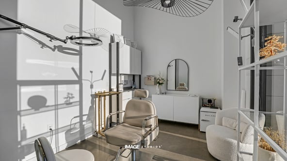 Luxury Salon Suites – All Inclusive Pricing