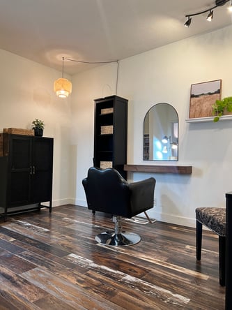 Boutique Salon Station for Rent in Beaverton – $750/month