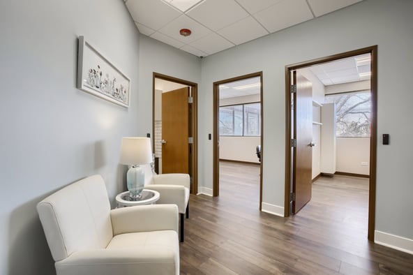 CSI Salon Suites