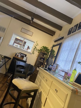 Peaceful vibes, high end attitude salon