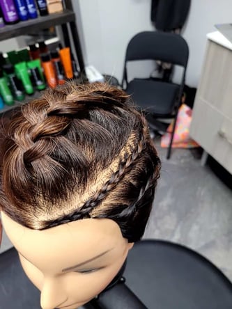 Sola Salon Studios in Baltimore, MD – Salon Suite for Rent