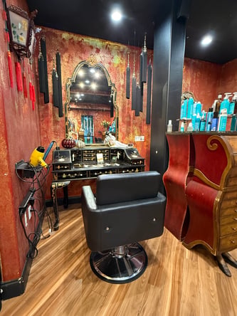 Luxury Booth Rental in Lady Lake: Grow Your Clientele at The Velvet Collective