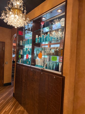 Luxury Booth Rental in Lady Lake: Grow Your Clientele at The Velvet Collective
