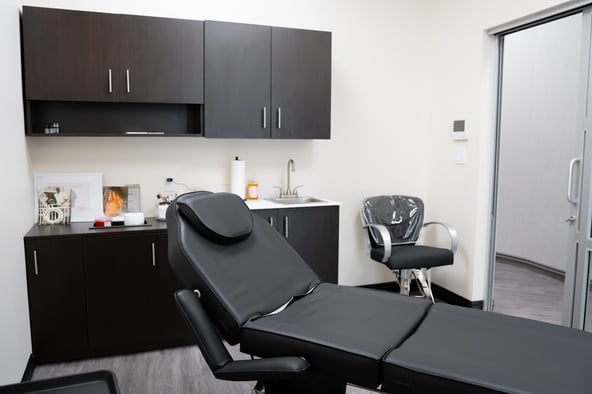 MY SALON Suite in nd St Omaha, NE – Salon Suite for Rent