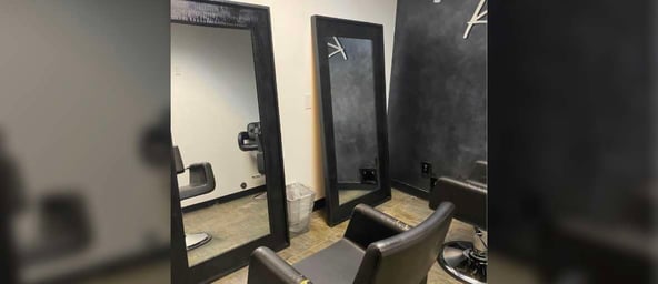 Hair Dalon booth rental