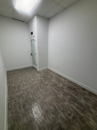 Private Suite Rentals in the Heart of North Miami Starting at $250 Per Week!