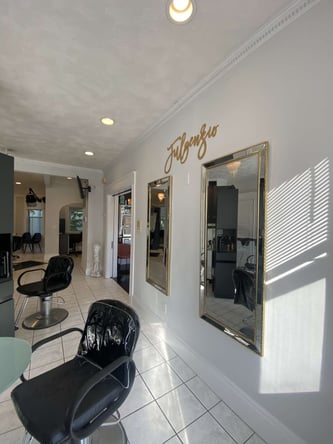 One of Newton’s prominent and long-standing salon’s has a chair available for rent