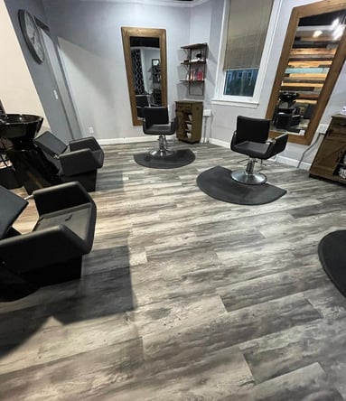 Salon chair for rent in Milton, Wi