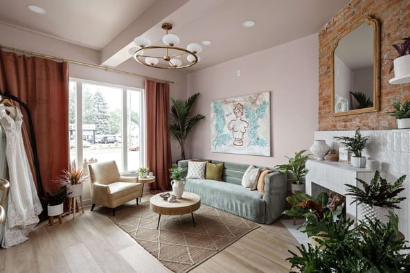Downtown Indianapolis Boutique Salon – Fountain Square , Indiana! on HGTV ‘Goodbones’ Season 8 Ep 5