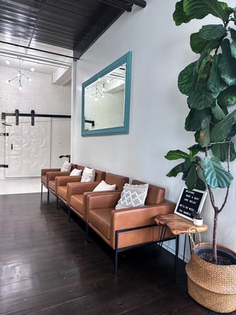 Hairstylist booth rental