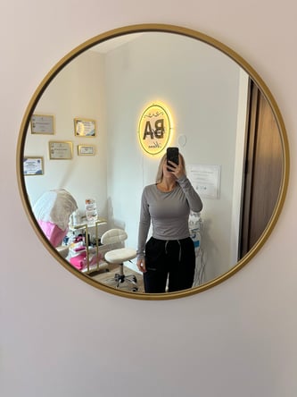 Treatment / Esthetician room for rent — Costa Mesa