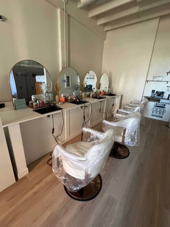 Station Rental Bachi Em Head Spa + Dry Bar