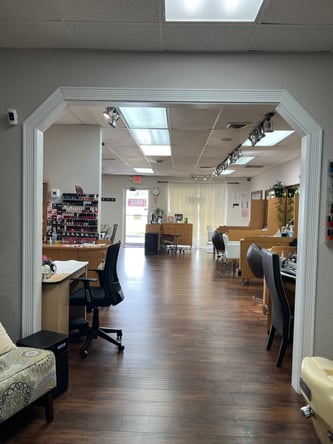 Salon Chair & Room Rental Available – ABBA Beauty Salon