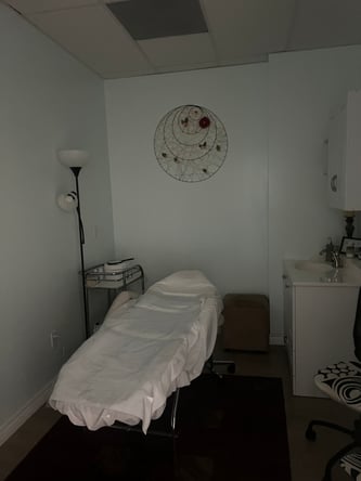Salon Room for rent for beauty professionals!