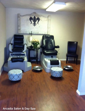 Arcadia Salon & Day Spa has 2 hair stations available for rent.