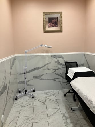 Hair Stations for rent in a new, luxury, full-service salon in Section 10 (W Sahara and Tenaya),