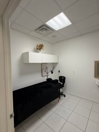 Esthetician room for rent, spa room, tattoo room