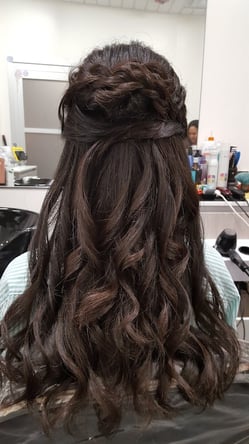 Sola Salon Studios in Naperville, IL – Salon Suite for Rent