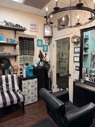 ✨ Salon Suite Available Sunday–Thursday | Starting December 1st !