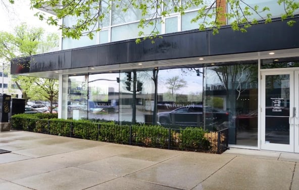 Beautiful Private Spa Room for Rent in Wicker Park- Flexible Option