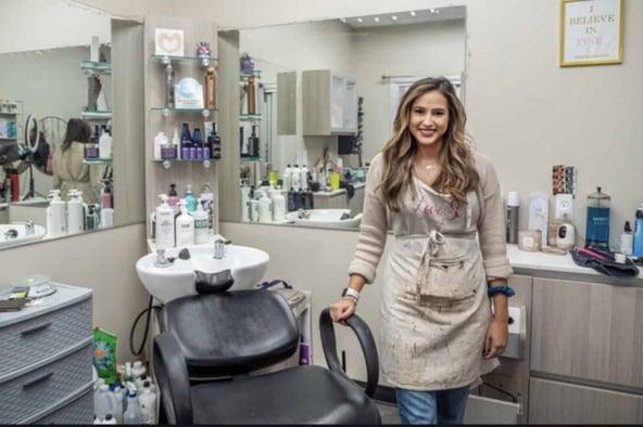 Sola Salon Studios in Lincoln, NE – Salon Suite for Rent