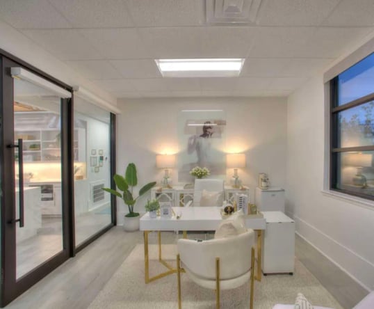 Aesthetic Injector Room for Rent in Cypress, TX