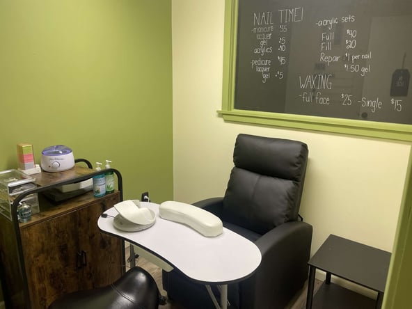Affordable Booth Rent – Valley Falls
