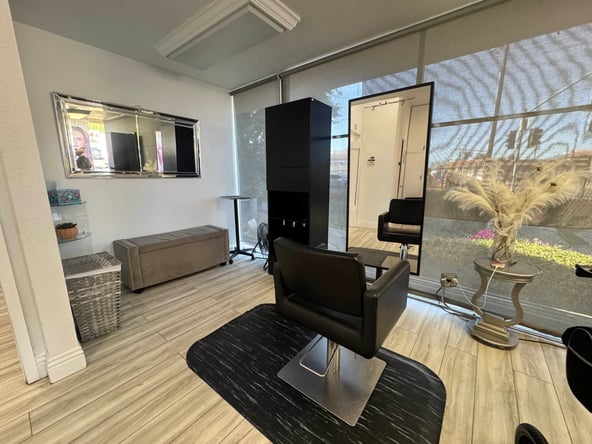 Hairstylists Booth Rent for a Special Low Price!