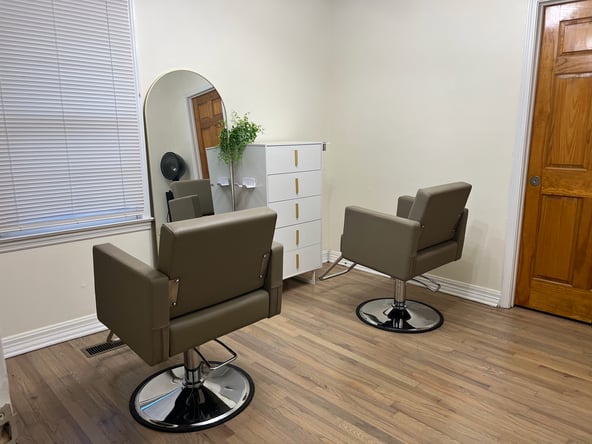 Private Salon Suites + Daily & Weekly Booth Rentals | Marietta, GA