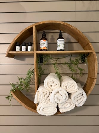 PRIVATE ROOM or SEMI PRIVATE HAIRSTATION: Hairstylist, Aestheticians, Lash technician, Massage Tech