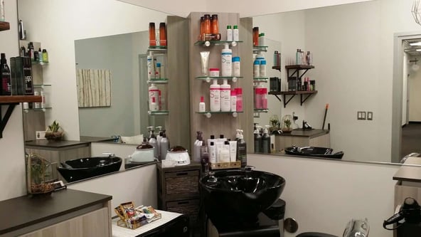 Sola Salon Studios in Gainesville, FL – Salon Suite for Rent