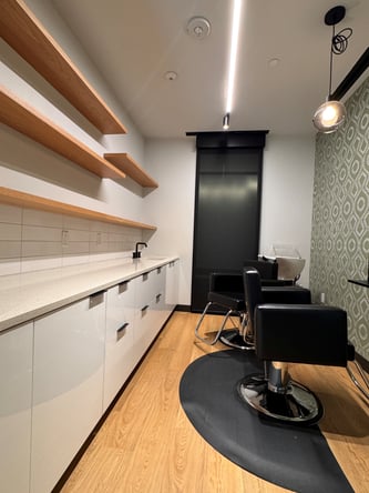 Private Suite Available – First Week Free!