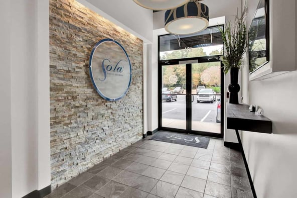 Sola Salon Studios in Snellville, GA – Salon Suite for Rent