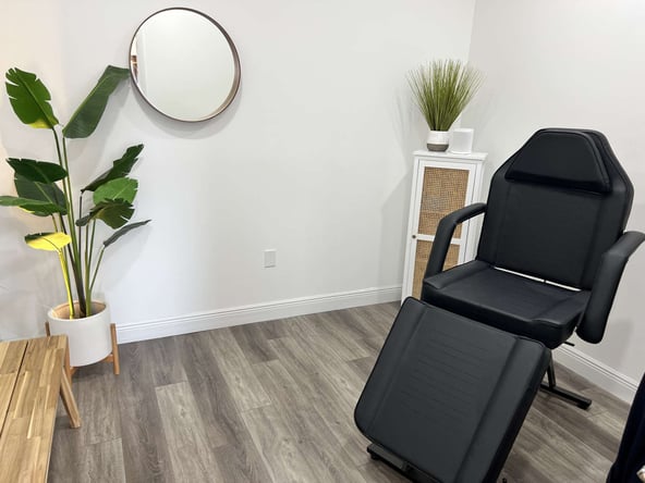Say Goodbye to Studio Isolation with Belmora’s High-End Room Rental & Upgrade Your Client’s Experience