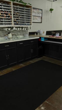 Salon Chairs and Private Suites for Rent in Trinity, FL