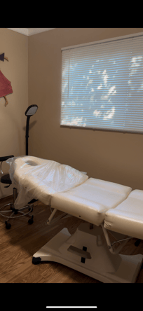 Esthetician/Lash room for rent