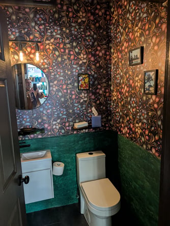Charming Salon Station in Boston’s Historic South End