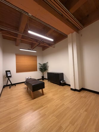 Beautiful, Spacious XL Upscale Treatment Room